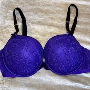 Victoria’s Secret sexy purple bra 36D